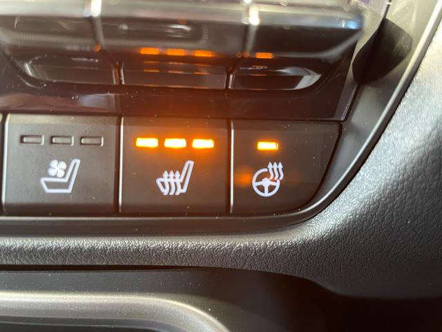 CX-80 3.3 XDハイブリッド エクスクルーシブ スポーツ ディー ナビ ETC 全方位モニター パワーゲート レーダークルーズ クリアランスソナー パワーシート 3列シート シートヒーター オートマチックハイビーム バックカメラ 衝突被害軽減システム 4WD(35枚目)