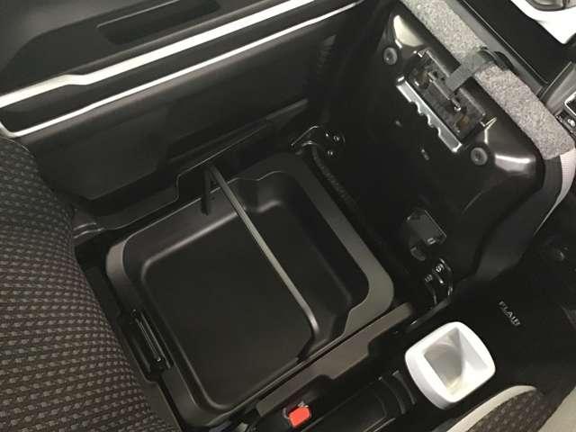 フレアクロスオーバー ６６０　ハイブリッド　ＸＳ　ナビ／ドライブレコーダー／シートヒーター　衝突軽減ブレーキサポート　サイドエアバッグ　シートＨ　イモビ　地デジ　アダプティブクルーズ　ナビＴＶ　ＤＶＤ　ＬＥＤヘッド　ハイビームアシスト　キーレス　ＰＷ（18枚目）