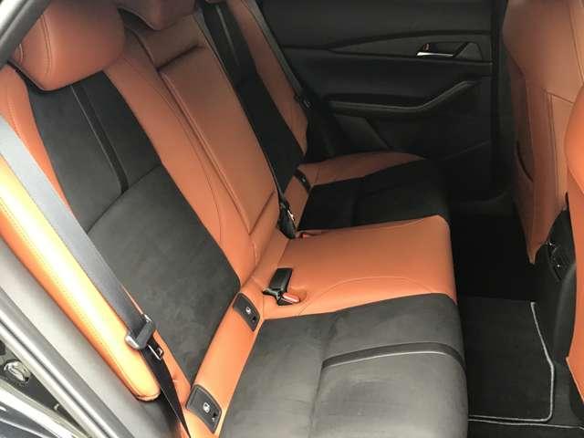 �㕔���ȃV�[�g��聙�@�����A�V�[�g�����K�ȏ��S�n���V-�g�̏��S�n���ǂ��A���s�Ȃǒ������^�]�ɂ������Ă��܂�