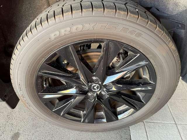 �����A���~�z�C�[���W�������ł��B�͋����f�U�C���ł���