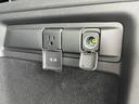 トランクルームにはコンセント及び充電用ソケットをご用意しております。キャンプなどで車から電力を取りたい場合とても便利です。