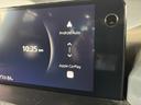Apple Car play/Android Autoが使用可能です。スマートフォンと接続させ、通話や、音楽を聴いたり、スマートフォン内のマップで目的地へのナビゲーションが可能となります。