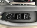 パワーウィンドウやドアミラーのスイッチ等は運転席右側へ集中してます
