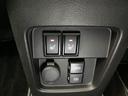 運転席・助手席はシートヒーター付き。