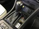 ６速オートマチックとなります。ギアの切り替えも手動で行えるのでマニュアル車を運転しているような感覚でもドライブをお楽しみいただけます。