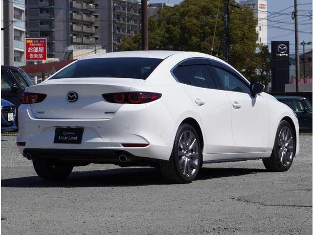 マツダ ＭＡＺＤＡ３セダン