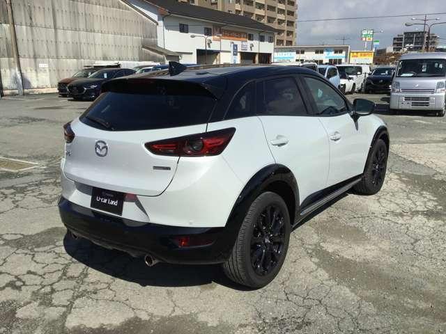 ＣＸ－３ １．５　１５Ｓ　スーパー　エッジー　ＣａｒＰｌａｙ対応　全方位モニタ　衝突軽減ブレ　前席シートヒーター　ＢＴ　レーダークルコン　衝突軽減　コーナーセンサー　アイドリングストップ　パワーシート　スマートキー　アルミ　ＤＶＤ　バックモニター（8枚目）