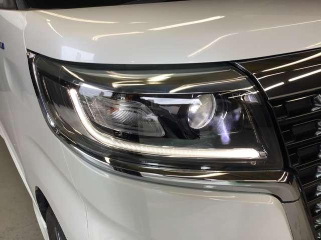 フレアワゴンカスタムスタイル ６６０　カスタムスタイル　ハイブリッド　ＸＴ　両側電スラ　ナビ　全方位モニタ　衝突軽減　アラウンドビューモニター　両面パワースライドドア　Ｂカメラ　エアバッグ　スマキー　リアコーナーセンサー　サイドエアバッグ　ＡＢＳ　盗難防止装置　クルコン（12枚目）