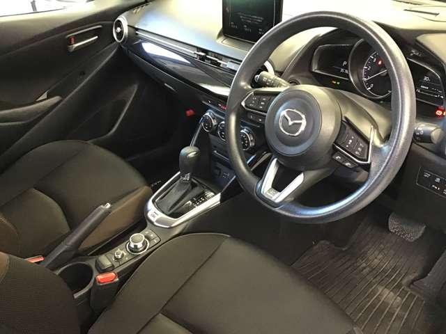 MAZDA2 1.5 15S プロアクティブ スマート エディションII ナビ CarPlay対応 CD/DVD 全方位モニタ 360°ビューカメラ DVDプレーヤー コーナーセンサー LED 衝突軽減ブレーキ USB オートエアコン Bluetooth ETC フルセグ(20枚目)