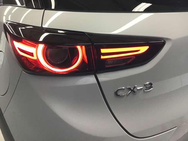 CX-3 1.5 15S ツーリング ナビ CarPlay対応 バックモニタ パーキングセンサー LEDランプ Bluetoothオーディオ USB HBC ETC付き Rカメラ オートエアコン i-stop スマートキー 地デジ DSC(16枚目)