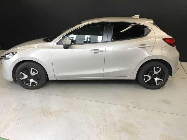 MAZDA2 1.5 15BD ナビ CarPlay対応 全方位モニタ パノラマモニタ ブルートゥース スマートシティブレーキサポート 前後ソナー LEDヘッドランプ フルセグTV オートマチックハイビーム バックカメラ ETC(9枚目)
