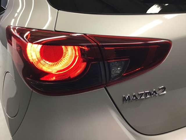 MAZDA2 1.5 15BD ナビ CarPlay対応 全方位モニタ パノラマモニタ ブルートゥース スマートシティブレーキサポート 前後ソナー LEDヘッドランプ フルセグTV オートマチックハイビーム バックカメラ ETC(16枚目)