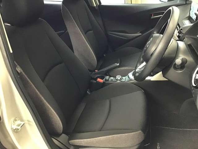 MAZDA2 1.5 15BD ナビ CarPlay対応 全方位モニタ パノラマモニタ ブルートゥース スマートシティブレーキサポート 前後ソナー LEDヘッドランプ フルセグTV オートマチックハイビーム バックカメラ ETC(19枚目)