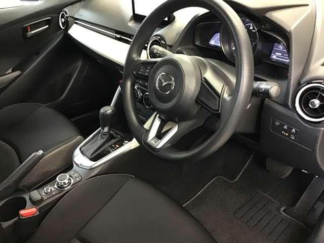 MAZDA2 1.5 15BD ナビ CarPlay対応 全方位モニタ パノラマモニタ ブルートゥース スマートシティブレーキサポート 前後ソナー LEDヘッドランプ フルセグTV オートマチックハイビーム バックカメラ ETC(20枚目)