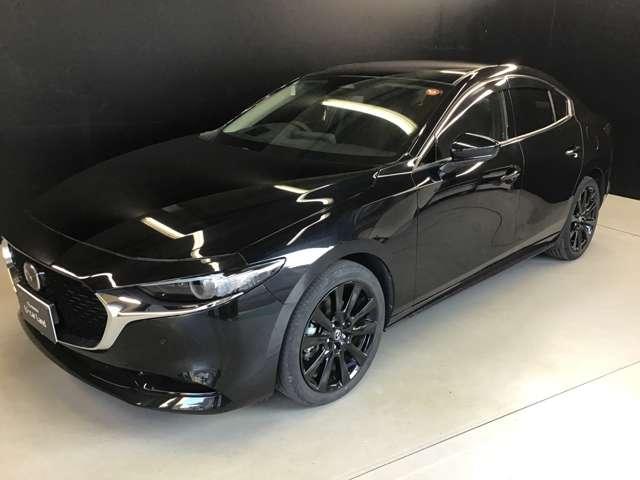 ＭＡＺＤＡ３セダン ２．０　２０Ｓ　ブラックトーンエディション　ＣａｒＰｌａｙ対応　全方位モニタ　アイドリングストップ　盗難防止システム　衝突被害軽減ブレーキ　アダプティブクルーズコントロール　オートマチックハイビーム　バックカメラ　ＥＴＣ　Ｂｌｕｅｔｏｏｔｈ（8枚目）