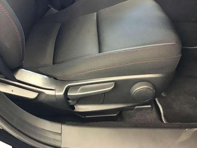 ＭＡＺＤＡ３セダン ２．０　２０Ｓ　ブラックトーンエディション　ＣａｒＰｌａｙ対応　全方位モニタ　アイドリングストップ　盗難防止システム　衝突被害軽減ブレーキ　アダプティブクルーズコントロール　オートマチックハイビーム　バックカメラ　ＥＴＣ　Ｂｌｕｅｔｏｏｔｈ（20枚目）