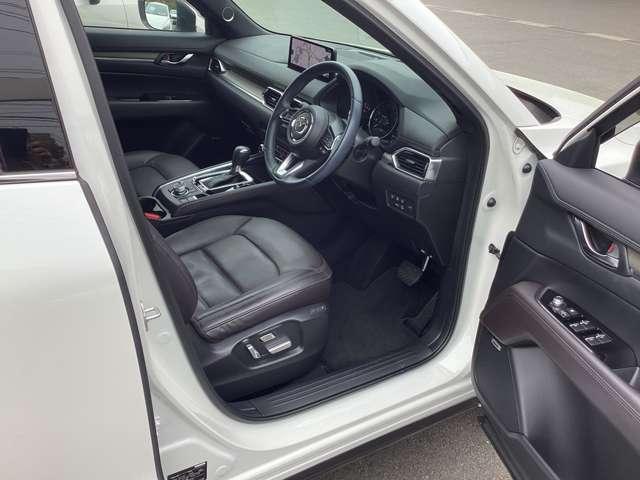 ＣＸ－５ ２．２　ＸＤ　エクスクルーシブ　モード　ディーゼルターボ　全方位モニター付き　クリアナンスソナー　ＭＲＣＣ　定期点検記録簿　ターボ　ＬＥＤヘッドライト　レザー　エアコン　エアシート　ＥＴＣ　シートヒータ　アイドリングストップ　メモリーナビ　キーレスエントリー（12枚目）