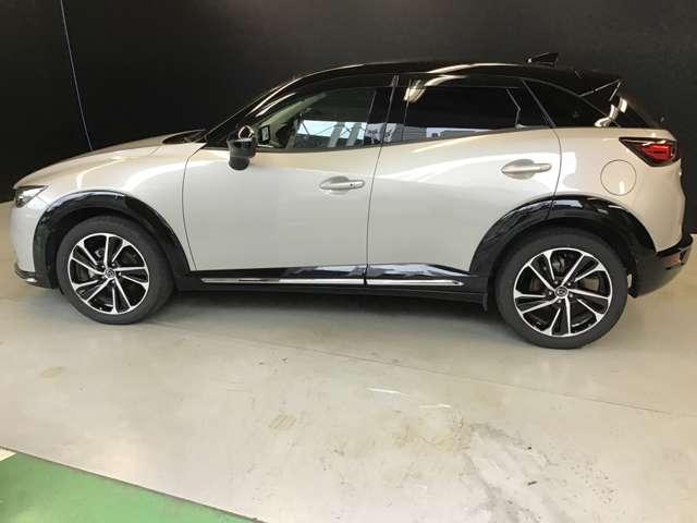 ＣＸ－３ １．５　１５Ｓ　ビビッド　モノトーン　ＣａｒＰｌａｙ対応　全方位モニタ　衝突軽減ブレ　運転席パワーシート　レーダークルーズコントロール　全方位モニター　フルセグＴＶ　バックカメラ　アイドリングストップ　シートヒーター　クリアランスソナー（8枚目）