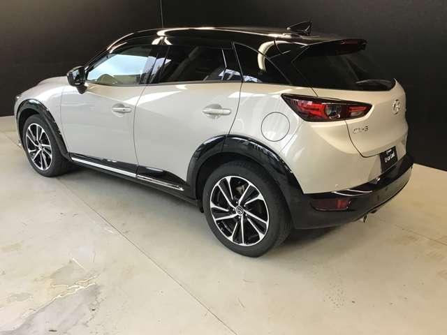 ＣＸ－３ １．５　１５Ｓ　ビビッド　モノトーン　ＣａｒＰｌａｙ対応　全方位モニタ　衝突軽減ブレ　運転席パワーシート　レーダークルーズコントロール　全方位モニター　フルセグＴＶ　バックカメラ　アイドリングストップ　シートヒーター　クリアランスソナー（9枚目）