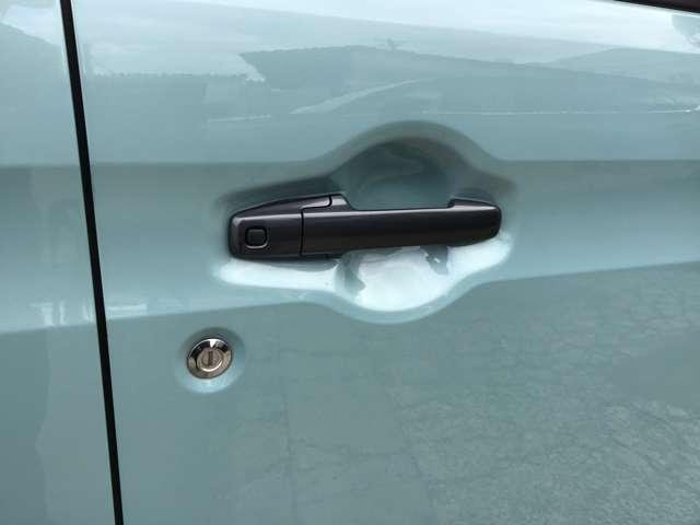 フレアワゴンタフスタイル 660 タフスタイル ハイブリッド XT 4WD 4WD 電スラ ナビ 全方位モニタ リアコーナーセンサー 360モニター ターボ 4WD シートヒーター オートエアコン バックカメラ スマートキー ベンチシート キーレス アルミホイール Aストップ(12枚目)