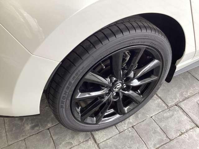 MAZDA3ファストバック 1.5 15S レトロスポーツエディション 試乗車アップ ナビ CarPlay対応 アイドリングストップ メモリーナビ 禁煙車 ワンオーナー 360度ビュー アルミホイール 運転席パワーシート ETC LEDヘッドライト フルセグ バックカメラ(11枚目)