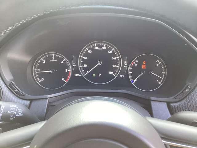 CX-60 3.3 XD SP ディーゼルターボ 試乗車アップ ナビ CarPlay対応 (14枚目)