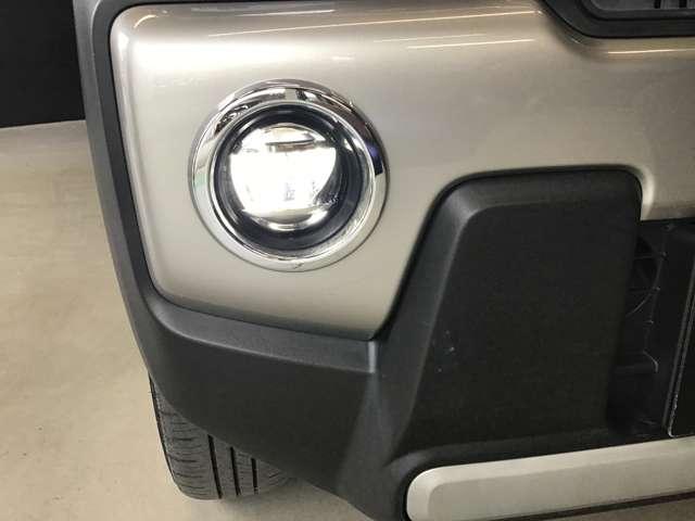 フレアクロスオーバー ６６０　ハイブリッド　ＸＳ　スペシャル　ナビ／ＣａｒＰｌａｙ／全方位モニタ／衝突軽減ブレー　ＥＴＣ車載器　バックモニター　シートヒーター付き　全方位カメラ　ＬＥＤヘッドランプ　フルセグＴＶ　メモリーナビゲーション　スマートキー　ナビＴＶ（14枚目）