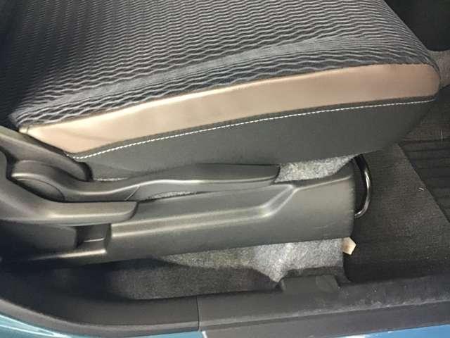 フレアクロスオーバー ６６０　ハイブリッド　ＸＳ　スペシャル　ナビ／ＣａｒＰｌａｙ／全方位モニタ／衝突軽減ブレー　ＥＴＣ車載器　バックモニター　シートヒーター付き　全方位カメラ　ＬＥＤヘッドランプ　フルセグＴＶ　メモリーナビゲーション　スマートキー　ナビＴＶ（19枚目）