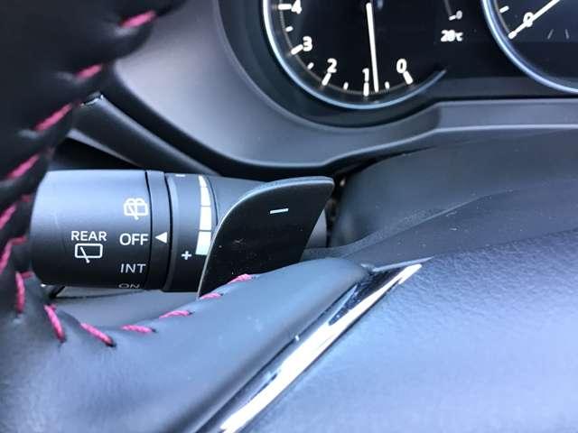２．０　２０Ｓ　ブラック　セレクション　ナビ／ＣａｒＰｌａｙ／全方位モニタ／衝突軽減ブレー　衝突軽減ブレーキ　レーダークルーズコントロール　地デジＴＶ　横滑り防止　ＬＥＤ　ＥＴＣ車載器　アイドリングストップ　アルミホイール　スマートキー（画像19）