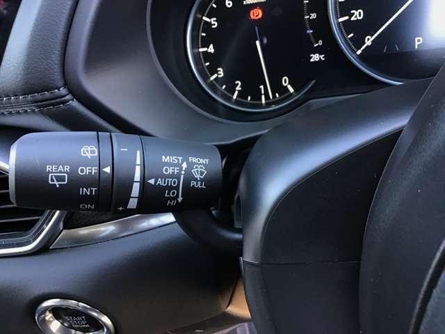 ２．０　２０Ｓ　ブラック　セレクション　ナビ／ＣａｒＰｌａｙ／全方位モニタ／衝突軽減ブレー　衝突軽減ブレーキ　レーダークルーズコントロール　地デジＴＶ　横滑り防止　ＬＥＤ　ＥＴＣ車載器　アイドリングストップ　アルミホイール　スマートキー（画像20）