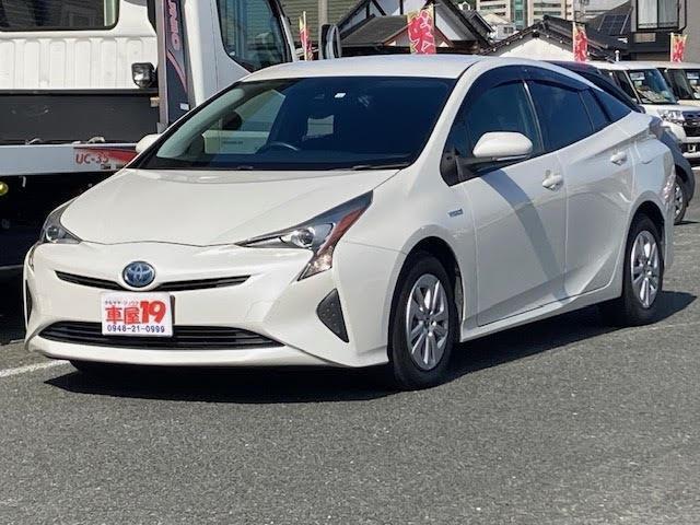 プリウス Ｓ　禁煙車　内外美　ワンオーナー　イクリプス９インチナビ　フルセグＴＶ　Ｂｌｕｅｔｏｏｔｈ　バックカメラ　ＤＶＤ　　ＥＴＣ　ＬＥＤ　ＵＳＢ端子入力　横滑り防止　アルミホイール　スマートキー　１年保証付き（5枚目）