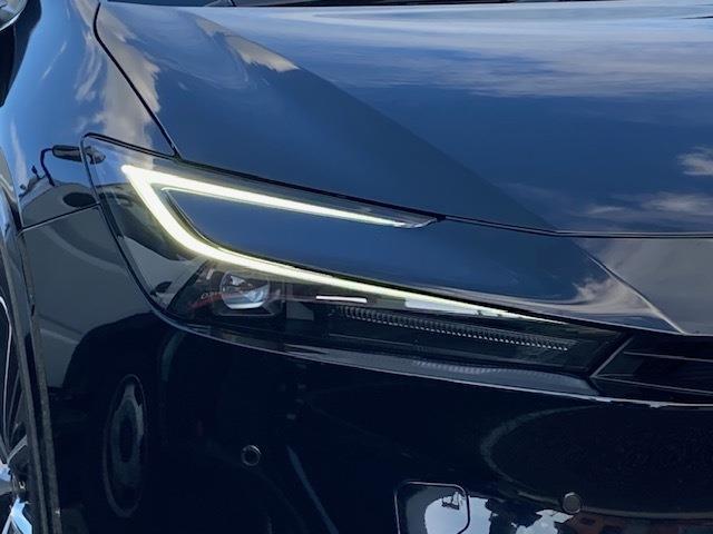 プリウス Ｚ　フルエアロ　禁煙車　パノラマルーフ　全方位カメラ　フルセグＴＶナビ　ドライブレコーダー　シートヒーター・クーラー　ＥＴＣ　保証付き（11枚目）