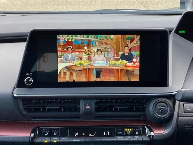 プリウス Ｚ　フルエアロ　禁煙車　パノラマルーフ　全方位カメラ　フルセグＴＶナビ　ドライブレコーダー　シートヒーター・クーラー　ＥＴＣ　保証付き（25枚目）