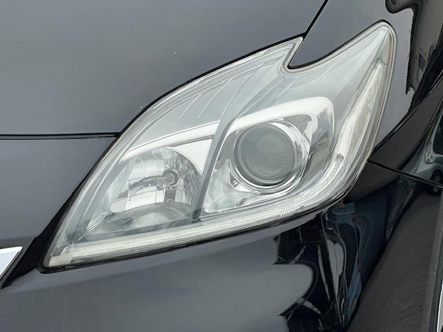 プリウス Ｓ　禁煙車　フルセグＴＶナビ　Ｂｌｕｅｔｏｏｔｈ　バックカメラ　ＥＴＣ　ＨＩＤ　スマートキー　保証付き（11枚目）