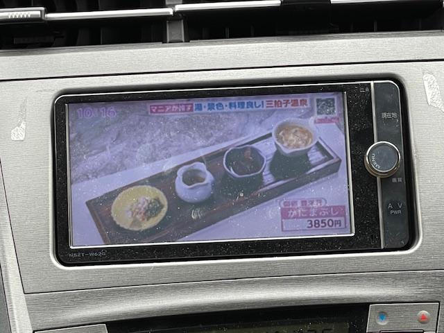 プリウス Ｓ　禁煙車　フルセグＴＶナビ　Ｂｌｕｅｔｏｏｔｈ　バックカメラ　ＥＴＣ　ＨＩＤ　スマートキー　保証付き（21枚目）