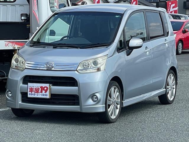 ムーヴ カスタム　ＲＳ　禁煙車　３ヶ月保証付　ターボ　ＭＯＭＯステアリング　ＨＩＤ　アルミホイール　フォグ　スマートキー　ＣＤ　取説（7枚目）