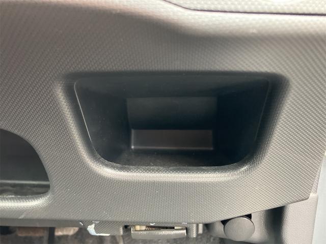 ムーヴ カスタム　ＲＳ　禁煙車　３ヶ月保証付　ターボ　ＭＯＭＯステアリング　ＨＩＤ　アルミホイール　フォグ　スマートキー　ＣＤ　取説（39枚目）