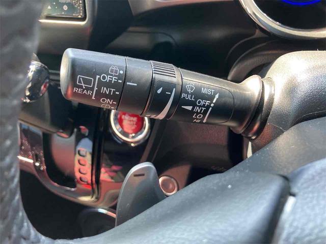 Ｎ－ＢＯＸスラッシュ Ｇ・ターボＬパッケージ　禁煙車　保証付　８インチフルセグＴＶナビ　Ｂｌｕｅｔｏｏｔｈ　バックカメラ　ＥＴＣ　ＨＩＤ　Ｑｉ（ワイヤレス）充電　電子サイドブレーキ　オートリトラミラー　スマートキー　取説　保証書（36枚目）
