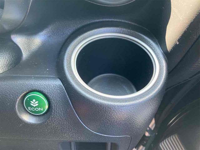 Ｎ－ＢＯＸスラッシュ Ｇ・ターボＬパッケージ　禁煙車　保証付　８インチフルセグＴＶナビ　Ｂｌｕｅｔｏｏｔｈ　バックカメラ　ＥＴＣ　ＨＩＤ　Ｑｉ（ワイヤレス）充電　電子サイドブレーキ　オートリトラミラー　スマートキー　取説　保証書（38枚目）