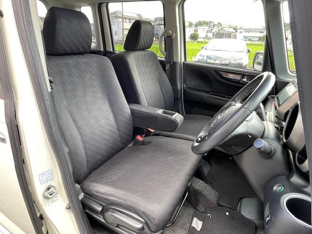 Ｎ－ＢＯＸカスタム Ｇ　ＳＳパッケージ　禁煙車　１年保証付　純正フルセグＴＶナビ　Ｂｌｕｅｔｏｏｔｈ　バックカメラ　両側パワースライドドア　ドライブレコーダー　ＥＴＣ　ＨＩＤ　アルミホイール　スマートキー（18枚目）