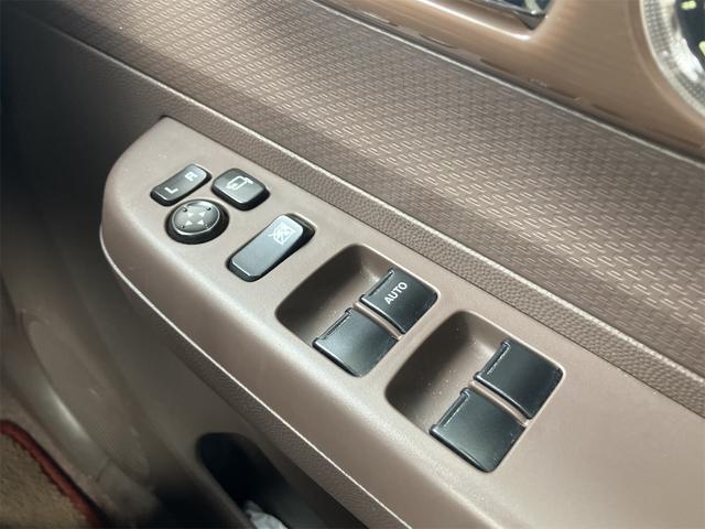アルトラパンショコラ X 禁煙車 1年保証付 革ハンドル 革シート ホワイトアルミホイール オートライト HID スマートキー アイドリングストップ CD 電動格納ミラー ベンチシート CVT 盗難防止システム 取説(37枚目)