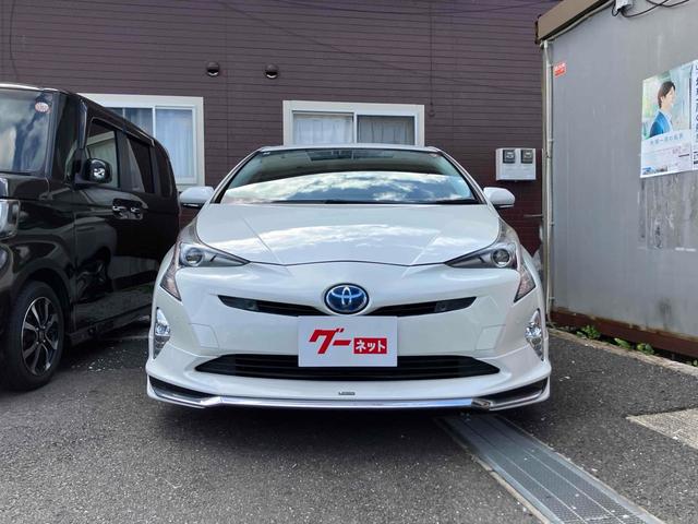 プリウス Ａ　１年保証付　フルエアロ　フルセグＴＶナビ　Ｂｌｕｅｔｏｏｔｈ　バックカメラ　ＥＴＣ　クリアランスソナー　レーンアシスト　クルーズコントロール　アルミホイール　オートハイビーム　オートライト（4枚目）