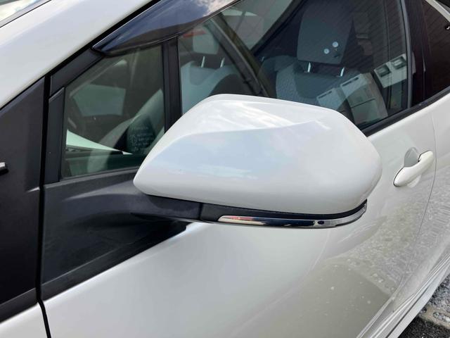 プリウス Ａ　１年保証付　フルエアロ　フルセグＴＶナビ　Ｂｌｕｅｔｏｏｔｈ　バックカメラ　ＥＴＣ　クリアランスソナー　レーンアシスト　クルーズコントロール　アルミホイール　オートハイビーム　オートライト（21枚目）