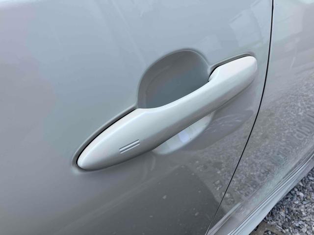 プリウス Ａ　１年保証付　フルエアロ　フルセグＴＶナビ　Ｂｌｕｅｔｏｏｔｈ　バックカメラ　ＥＴＣ　クリアランスソナー　レーンアシスト　クルーズコントロール　アルミホイール　オートハイビーム　オートライト（22枚目）