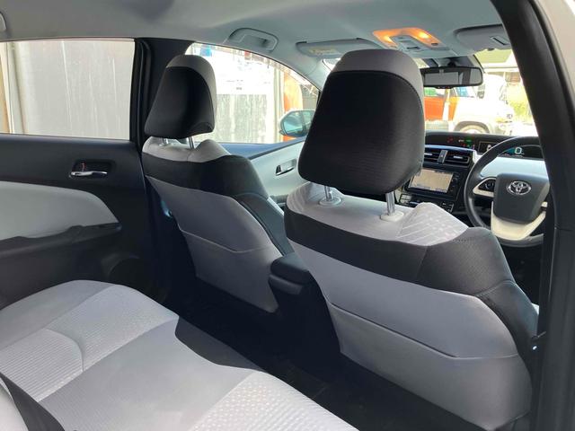 プリウス Ａ　１年保証付　フルエアロ　フルセグＴＶナビ　Ｂｌｕｅｔｏｏｔｈ　バックカメラ　ＥＴＣ　クリアランスソナー　レーンアシスト　クルーズコントロール　アルミホイール　オートハイビーム　オートライト（30枚目）
