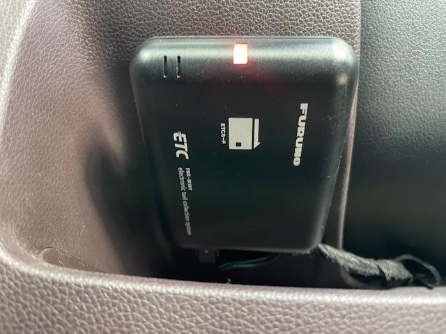 Ｎ－ＷＧＮカスタム Ｇ　禁煙車　６ヶ月保証付　フルセグＴＶナビ　Ｂｌｕｅｔｏｏｔｈ　ＥＴＣ　ＨＩＤ　純正アルミホイール　オートライト　スマートキー　アイドリングストップ（38枚目）