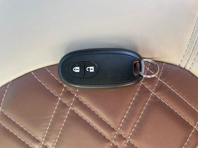 アルトラパンショコラ Ｘ　禁煙車　６ヶ月保証付　フルセグＴＶナビ　Ｂｌｕｅｔｏｏｔｈ　バックカメラ　レザーシート　ＥＴＣ　ＨＩＤ　スマートキー　オートライト　アイドリングストップ　ＣＤ　ＤＶＤ　ＵＳＢ　衝突安全ボディ（60枚目）