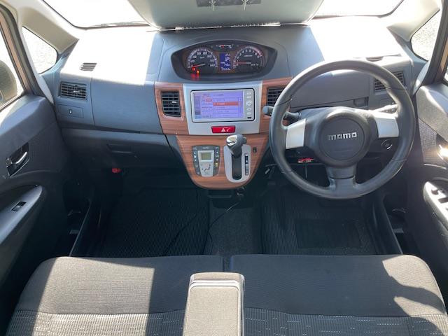 ムーヴ カスタム　ＲＳ　禁煙車　３ヶ月保証付　ナビ　ＴＶ　前後ドライブレコーダー　ＭＯＭＯステアリング　ＥＴＣ　ＨＩＤ　純正１５インチアルミホイール　スマートキー　記録簿・保証書　取説（22枚目）