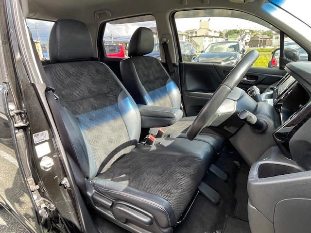 N-WGN G・スタイリッシュパッケージ 禁煙車 6ヶ月保証付 純正TVナビ Bluetooth バックカメラ クルーズコントロール HID 純正14インチアルミホイール スマートキー オートライト CD DVD USB AUX(15枚目)