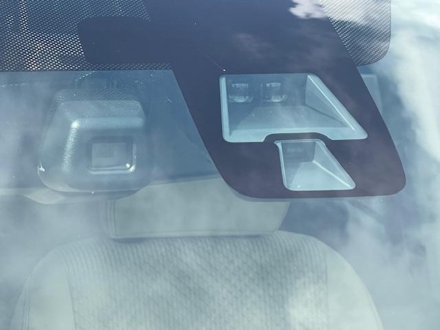 デイズ ハイウェイスター　Ｘ　プレミアムセレクション　１年保証付　フルセグＴＶナビ　Ｂｌｕｅｔｏｏｔｈ　アラウンドビューモニター　レーダーブレーキサポート　ハイビームアシスト　ＨＩＤ　純正アルミホイール　スマートキー　ＣＤ（16枚目）